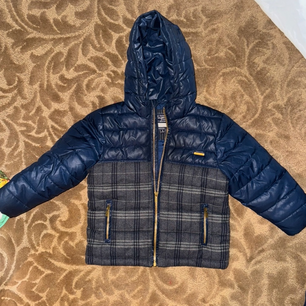 Boys Jacket Mayoral size 4 like new !